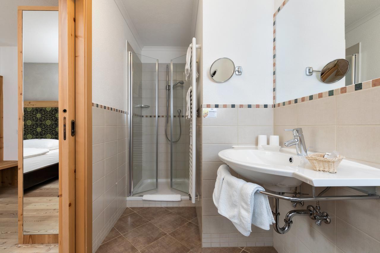 Hotel Christian Corvara In Badia Luaran gambar