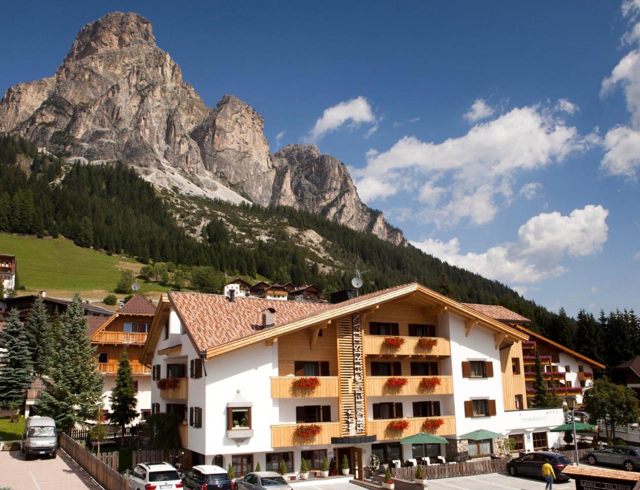 Hotel Christian Corvara In Badia Luaran gambar